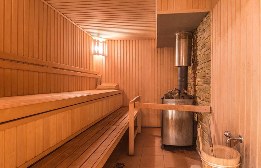 Дома для отпуска SAUNA+JACUZZI Townhouse near lake Личи